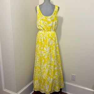 Beautiful flowy maxi